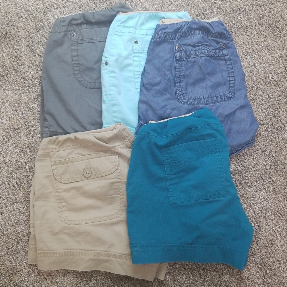 Maternity Shorts Lot-  Motherhood Maternity